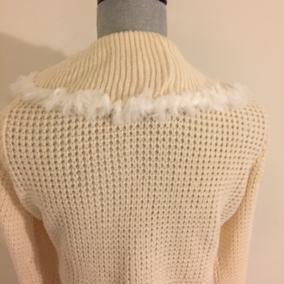 Adrienne Landau Cascading Front Cardigan Faux Fur - Picture 6 of 7